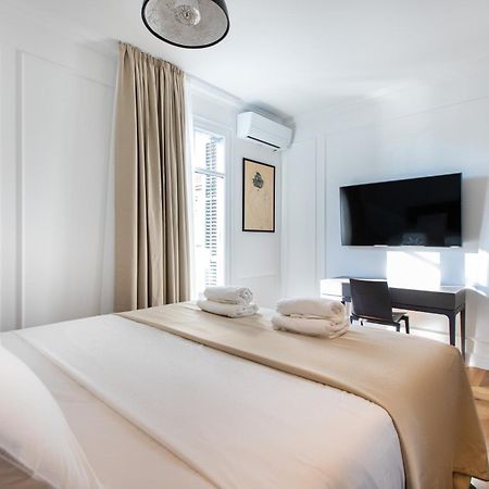 Majestic 4Br/4Bath Apartment In Sagrada Familia Area Barcelona Buitenkant foto