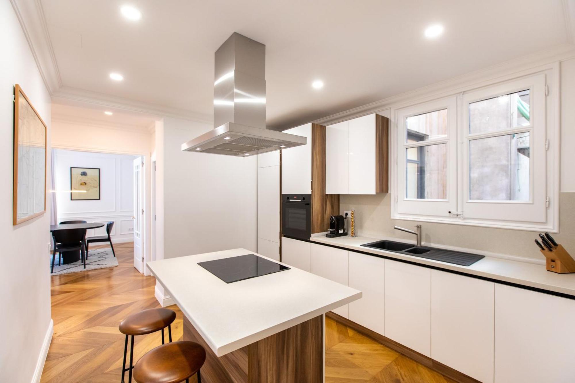 Majestic 4Br/4Bath Apartment In Sagrada Familia Area Barcelona Buitenkant foto