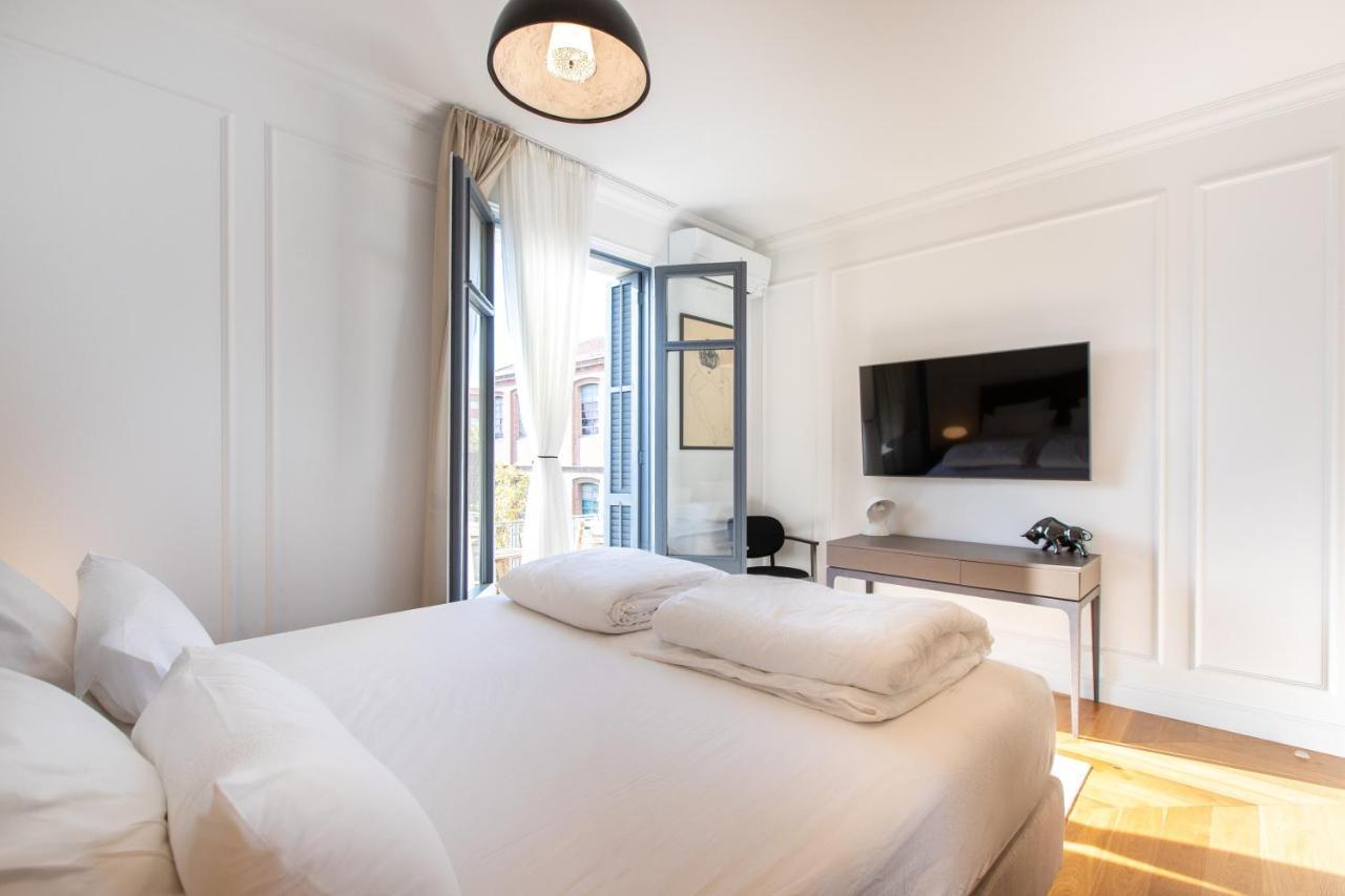 Majestic 4Br/4Bath Apartment In Sagrada Familia Area Barcelona Buitenkant foto