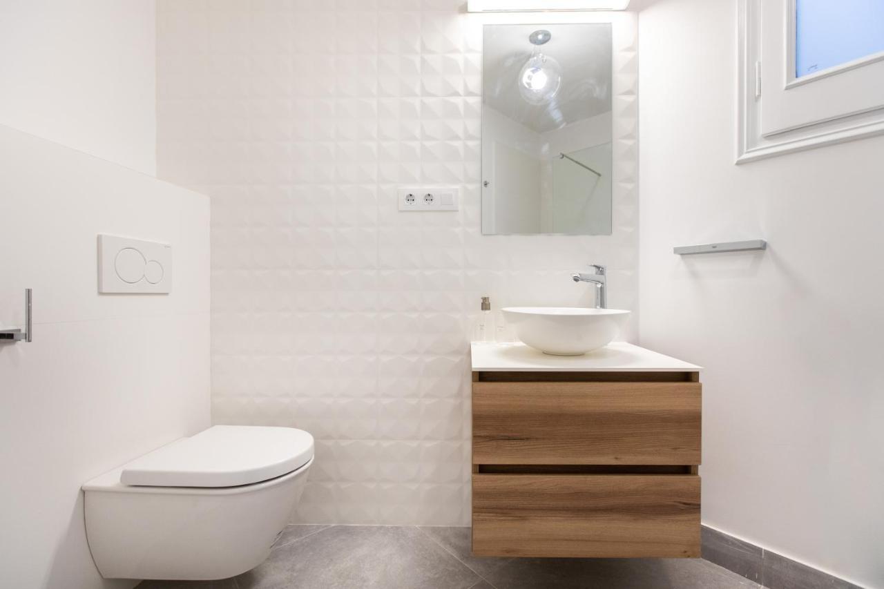 Majestic 4Br/4Bath Apartment In Sagrada Familia Area Barcelona Buitenkant foto