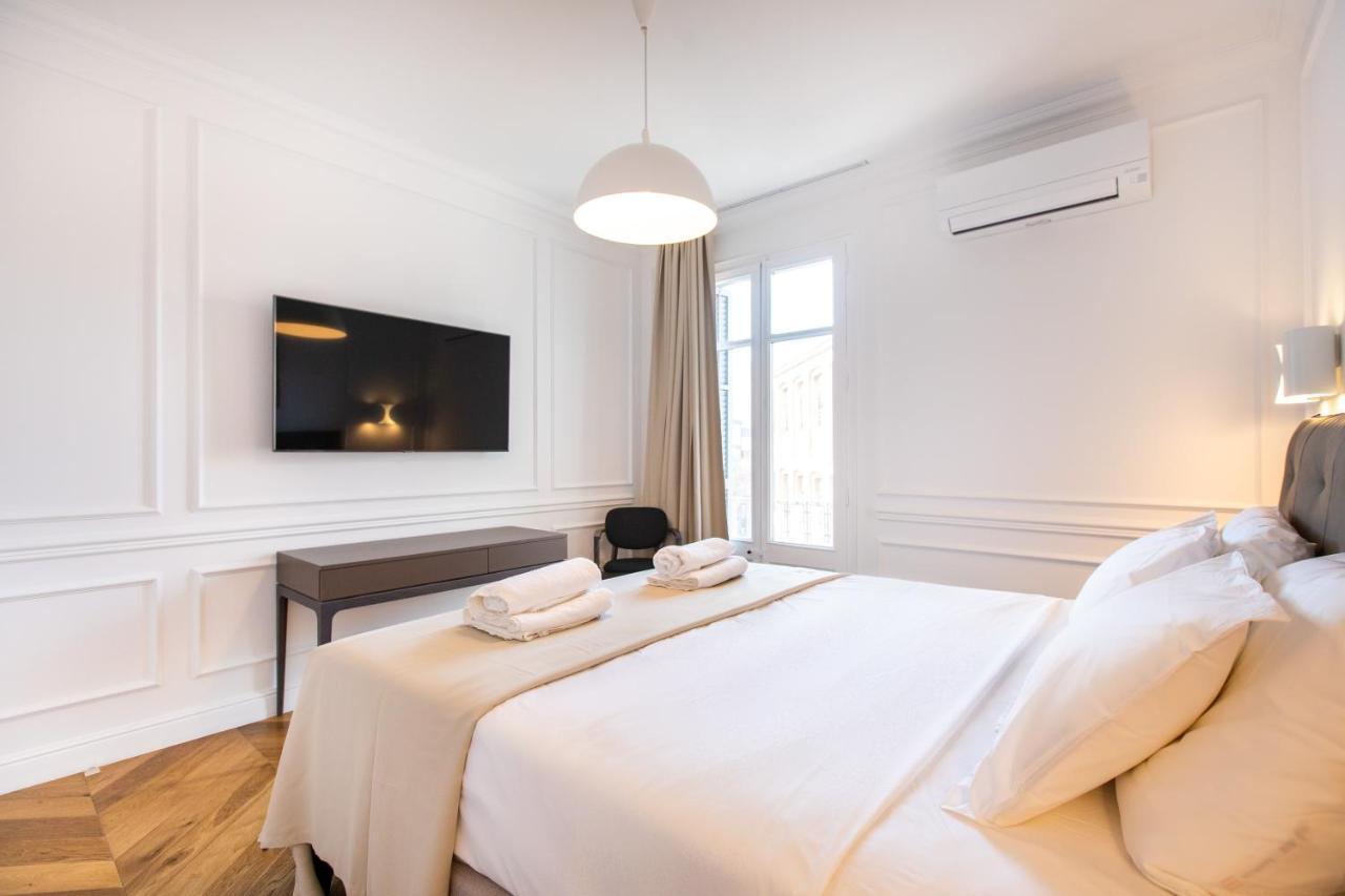 Majestic 4Br/4Bath Apartment In Sagrada Familia Area Barcelona Buitenkant foto