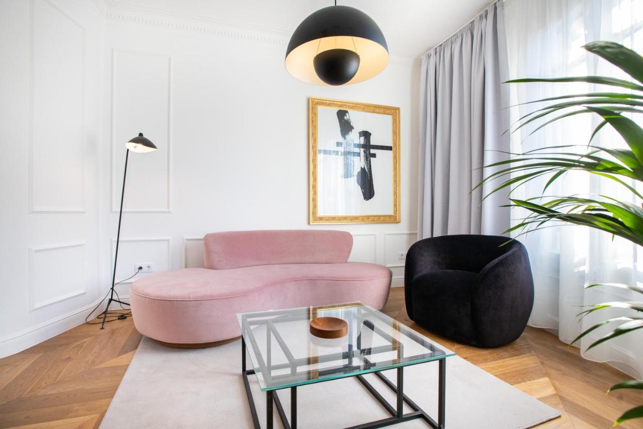 Majestic 4Br/4Bath Apartment In Sagrada Familia Area Barcelona Buitenkant foto