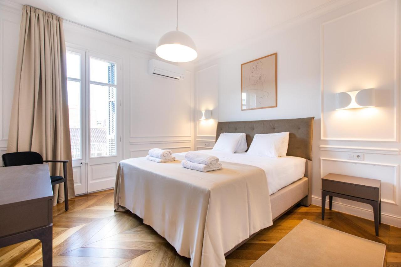 Majestic 4Br/4Bath Apartment In Sagrada Familia Area Barcelona Buitenkant foto