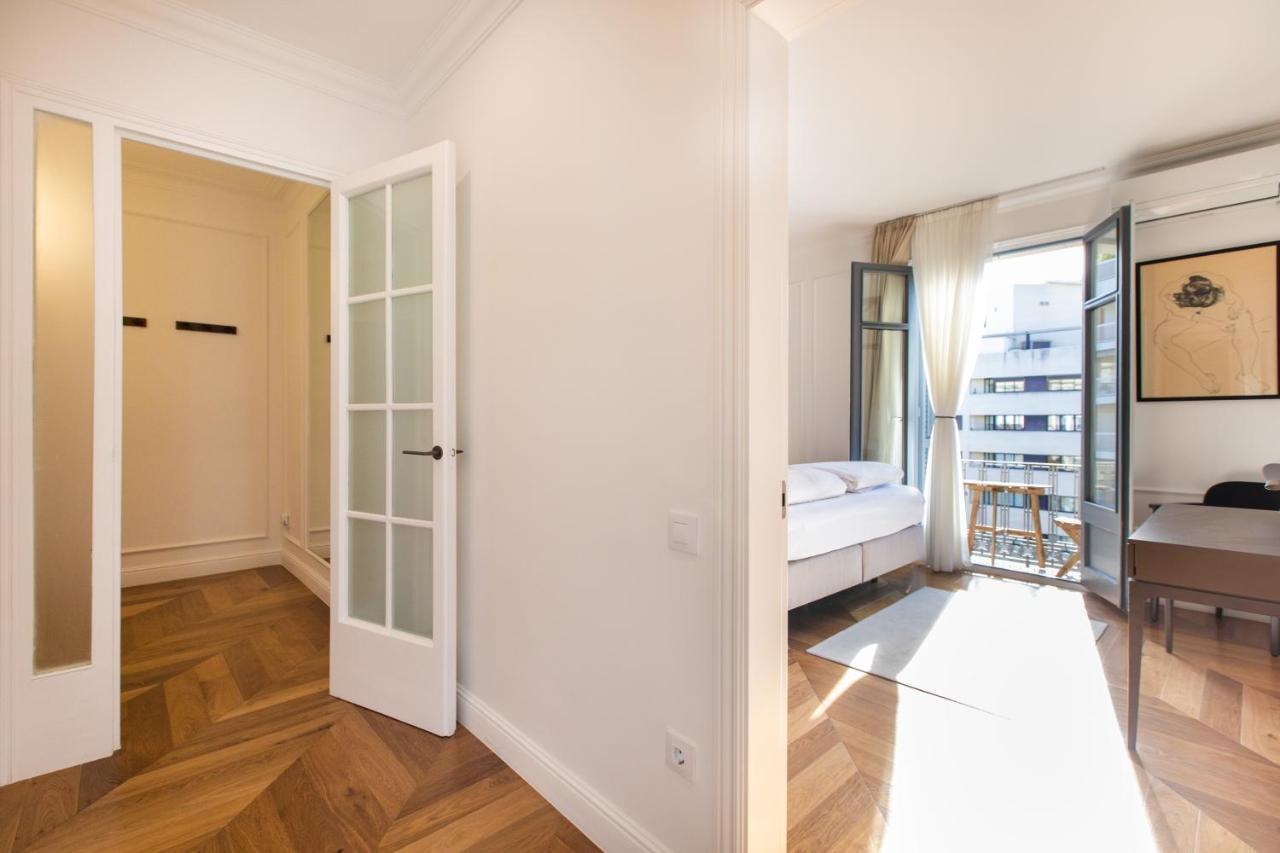 Majestic 4Br/4Bath Apartment In Sagrada Familia Area Barcelona Buitenkant foto