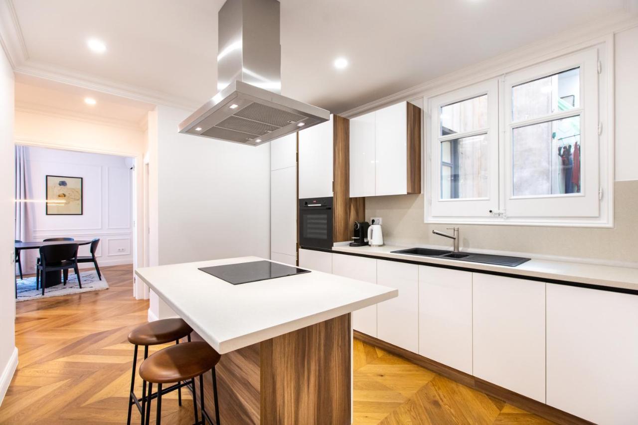Majestic 4Br/4Bath Apartment In Sagrada Familia Area Barcelona Buitenkant foto