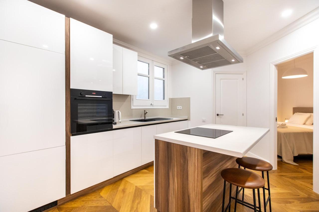 Majestic 4Br/4Bath Apartment In Sagrada Familia Area Barcelona Buitenkant foto