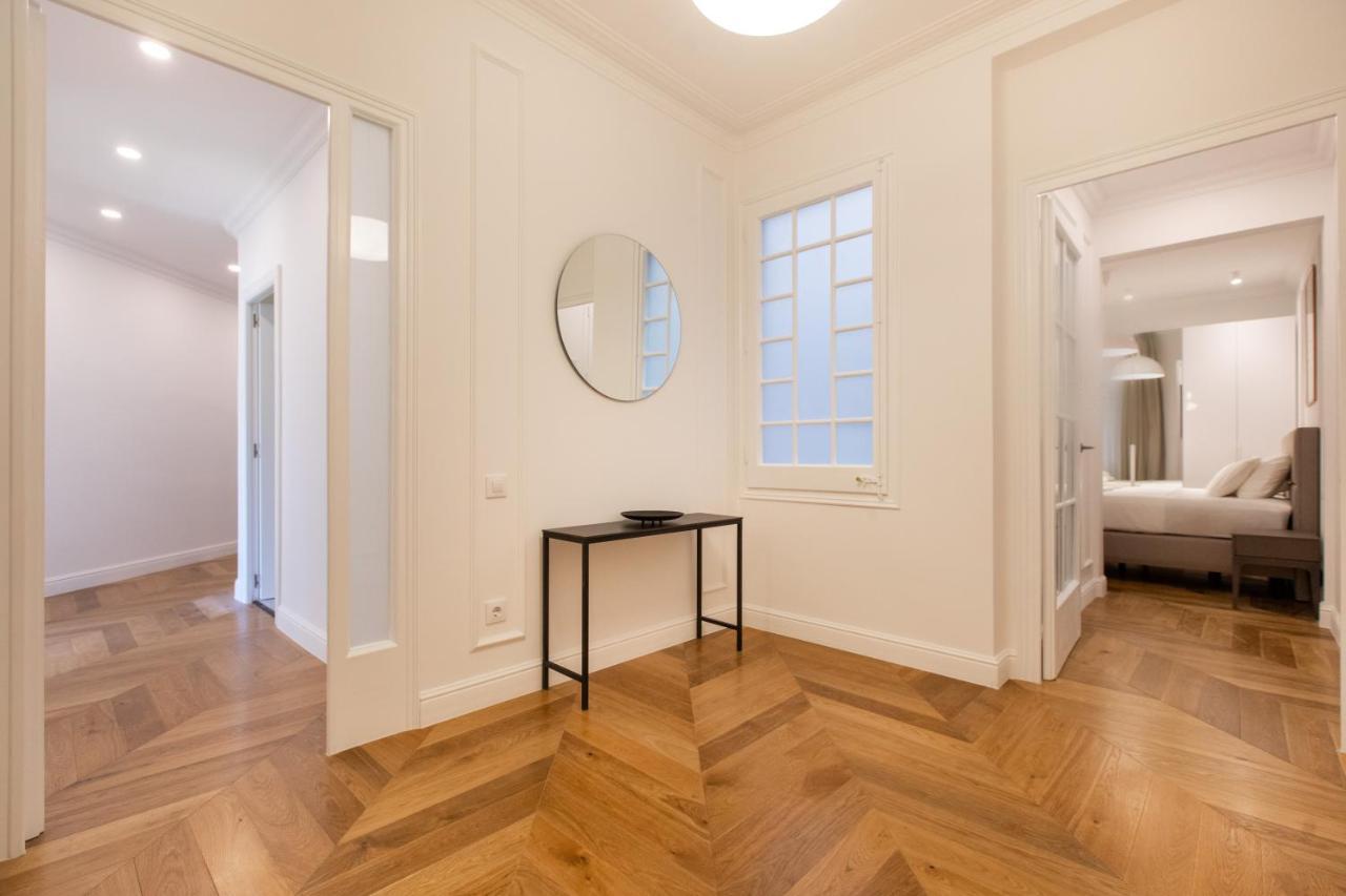 Majestic 4Br/4Bath Apartment In Sagrada Familia Area Barcelona Buitenkant foto
